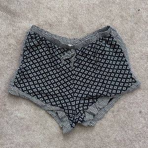 Francesca’s Black and white fashion shorts